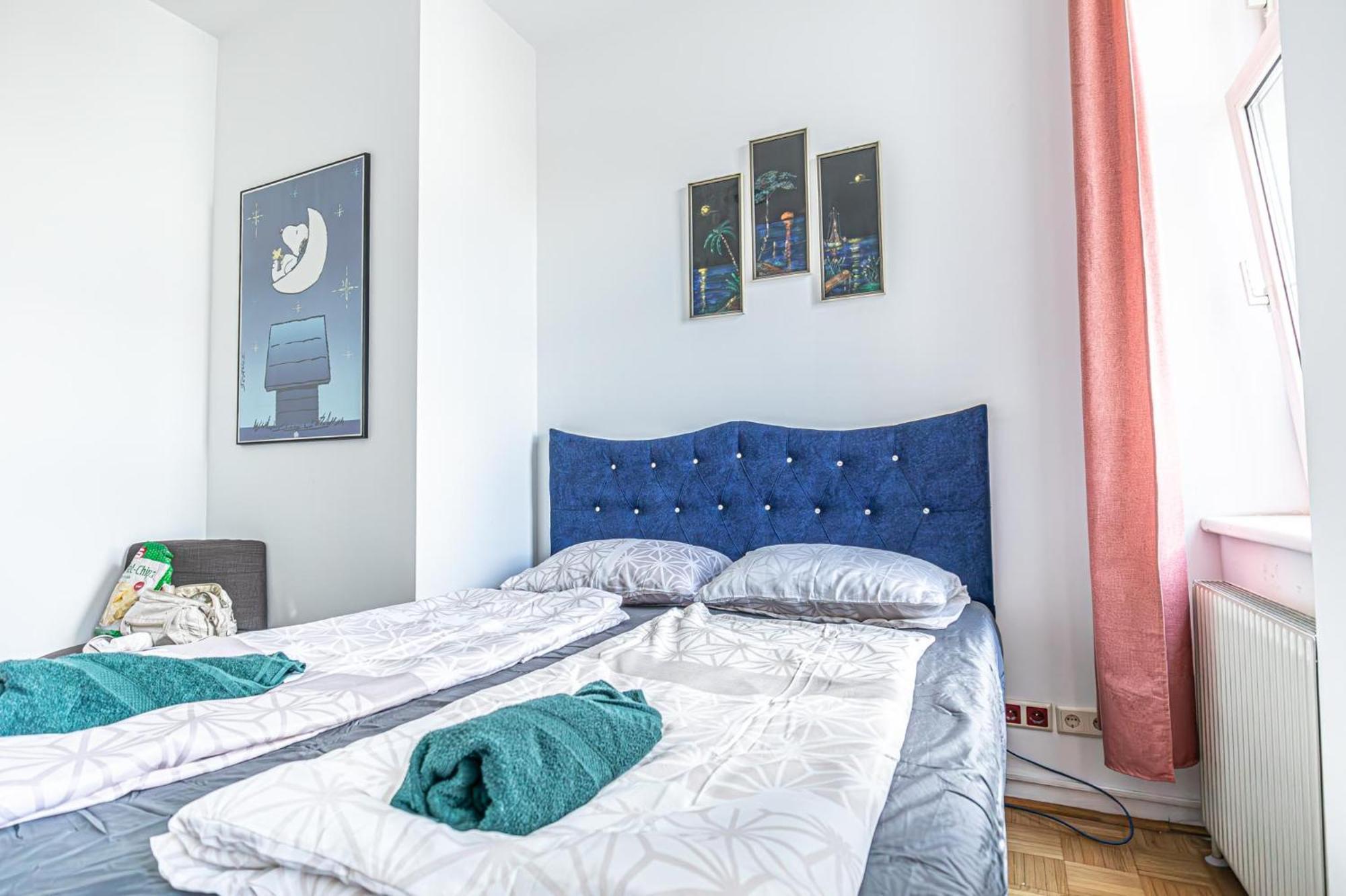 Near Schoenbrunn - Economy Rooms In Shared Apartment At Meidling Train Station Bécs Kültér fotó